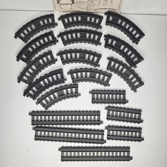 Thomas & Friends TrackMaster Train Builder Set 67 Piece Fisher-Price Gift - Picture 5 of 15